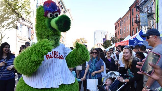 Phanatic can be himself again after Phillies finalize deal to regain  mascot's rights - Philadelphia Business Journal