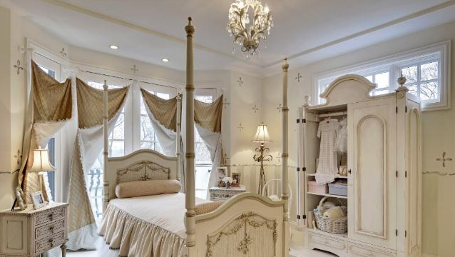 Dream Homes: Linden Hills mansion near Lake Calhoun listed