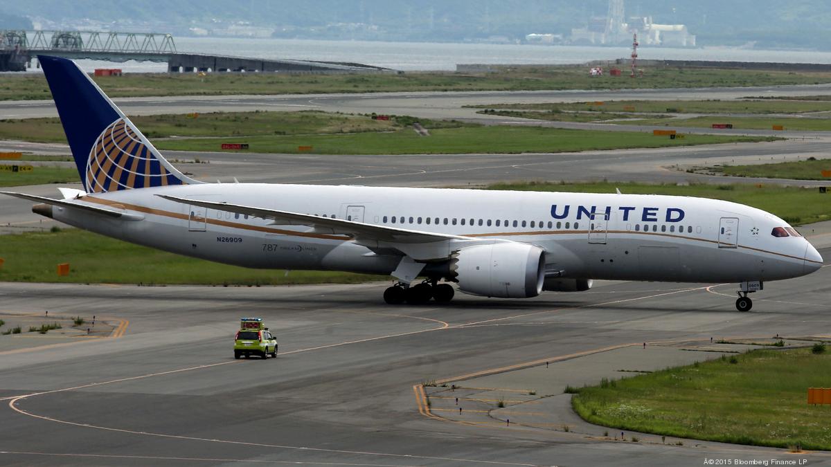 krab Scheiden Rijden United Airlines suspends operations at Houston airport into Thursday -  Chicago Business Journal