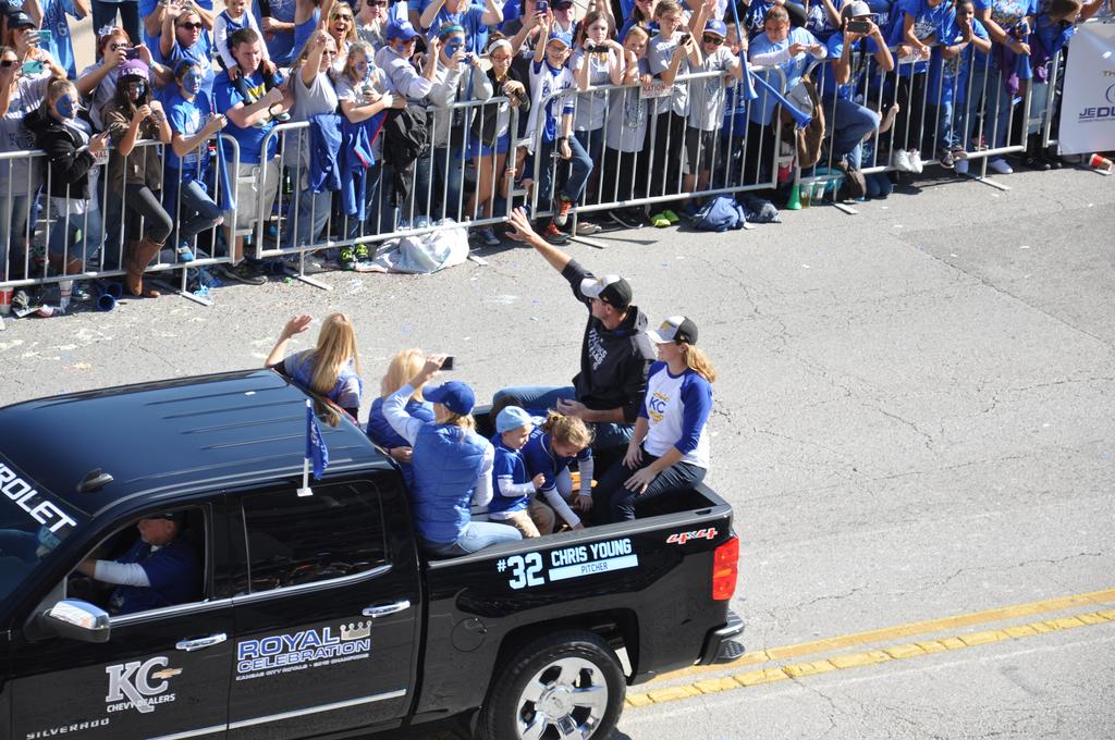 A Royal Celebration: Video and images of the Nov. 3 parade and rally in Kansas  City 