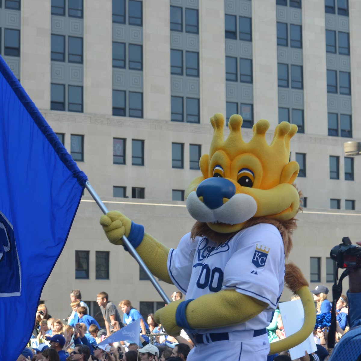 Kansas City Royals Sluggerrr GIF - Kansas city royals Sluggerrr