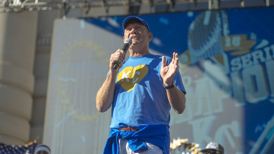 Royals' 'Pine Tar Game' items are up for grabs in auction Kansas City