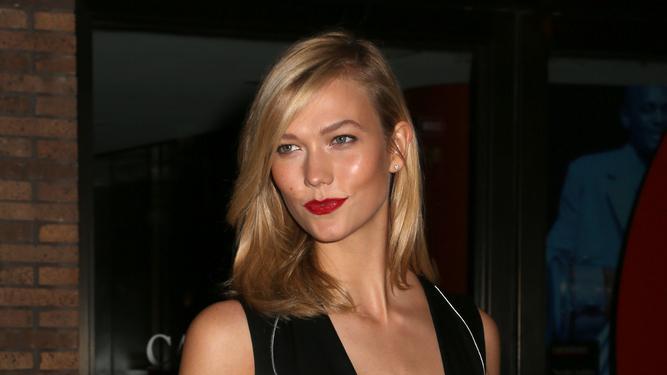 St. Louis model Karlie Kloss leads new ownership group of W Magazine ...