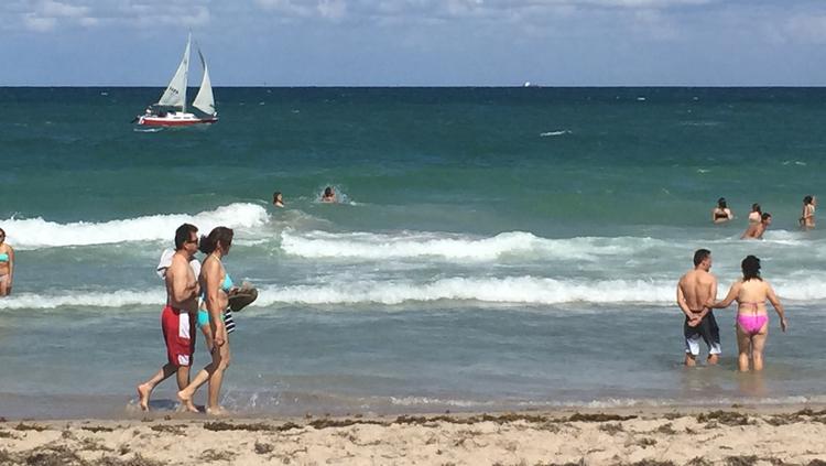 Realtytrac Says Housing Bargains Exist In These Carolinas Beach If You Re In The Market For A Beach House At Bargain