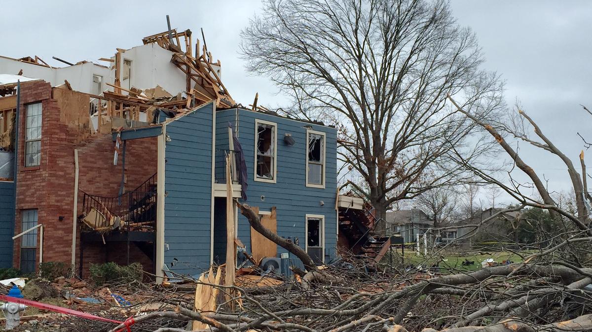 Tornado, storm damage could top $1 billion for businesses, homes and ...