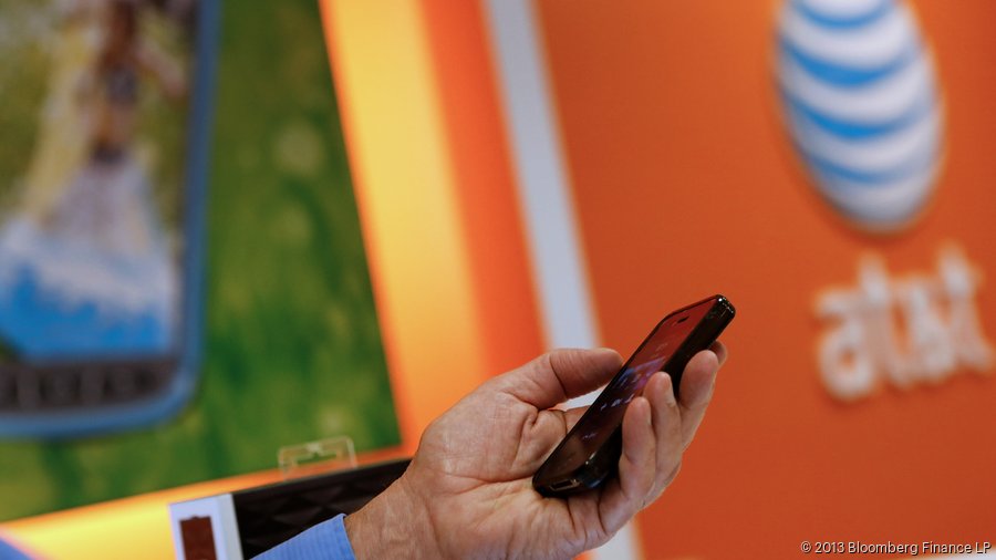 AT&T EARNS