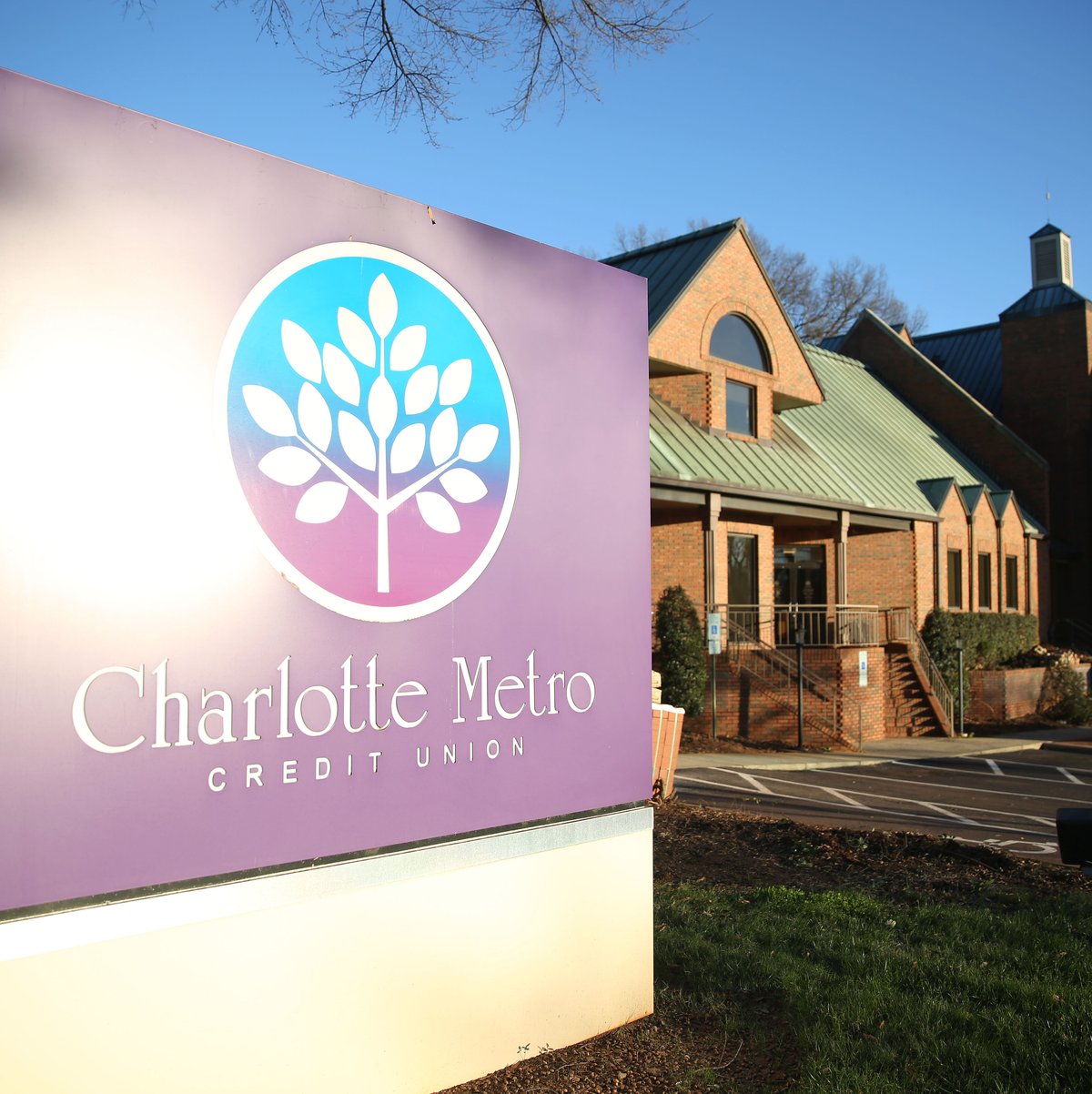 Charlotte Metro Credit Union, Premier look at next steps after merger  closes - Charlotte Business Journal, image size:1200x1202