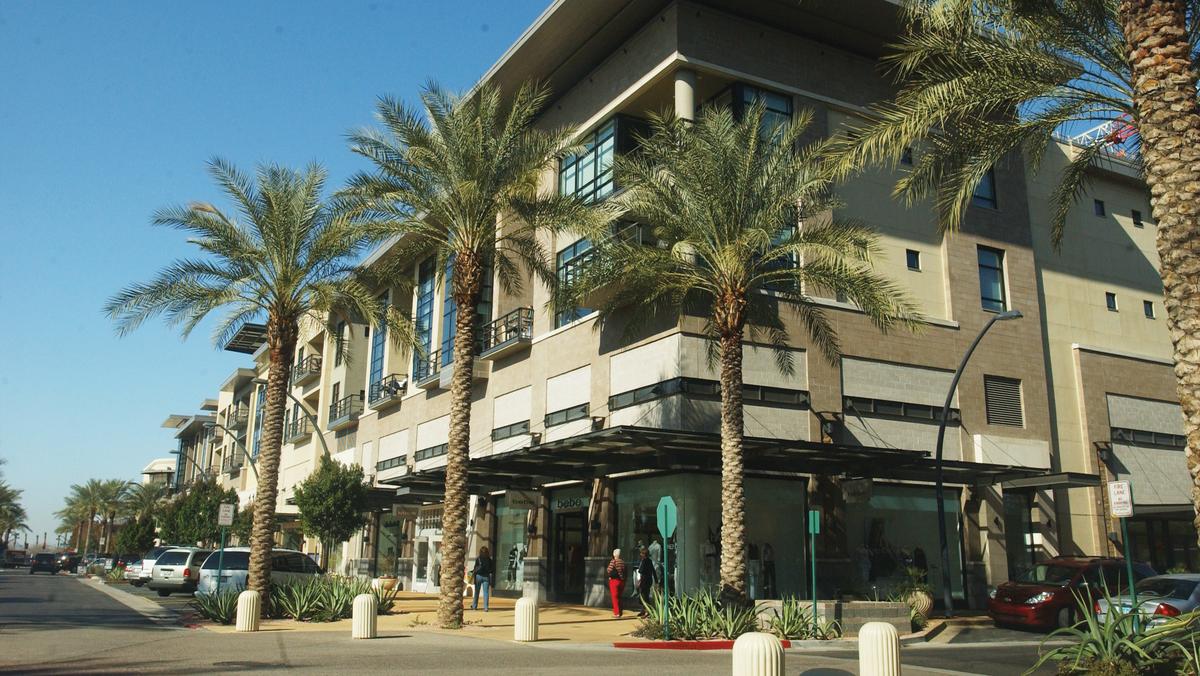 Kierland Commons sees huge boost in sales Phoenix Business Journal