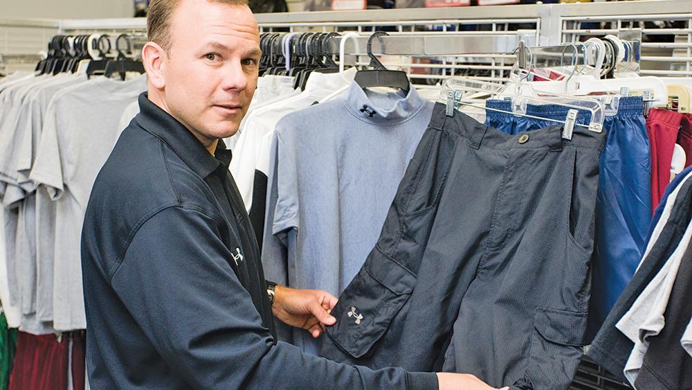 lacrosse clothes store