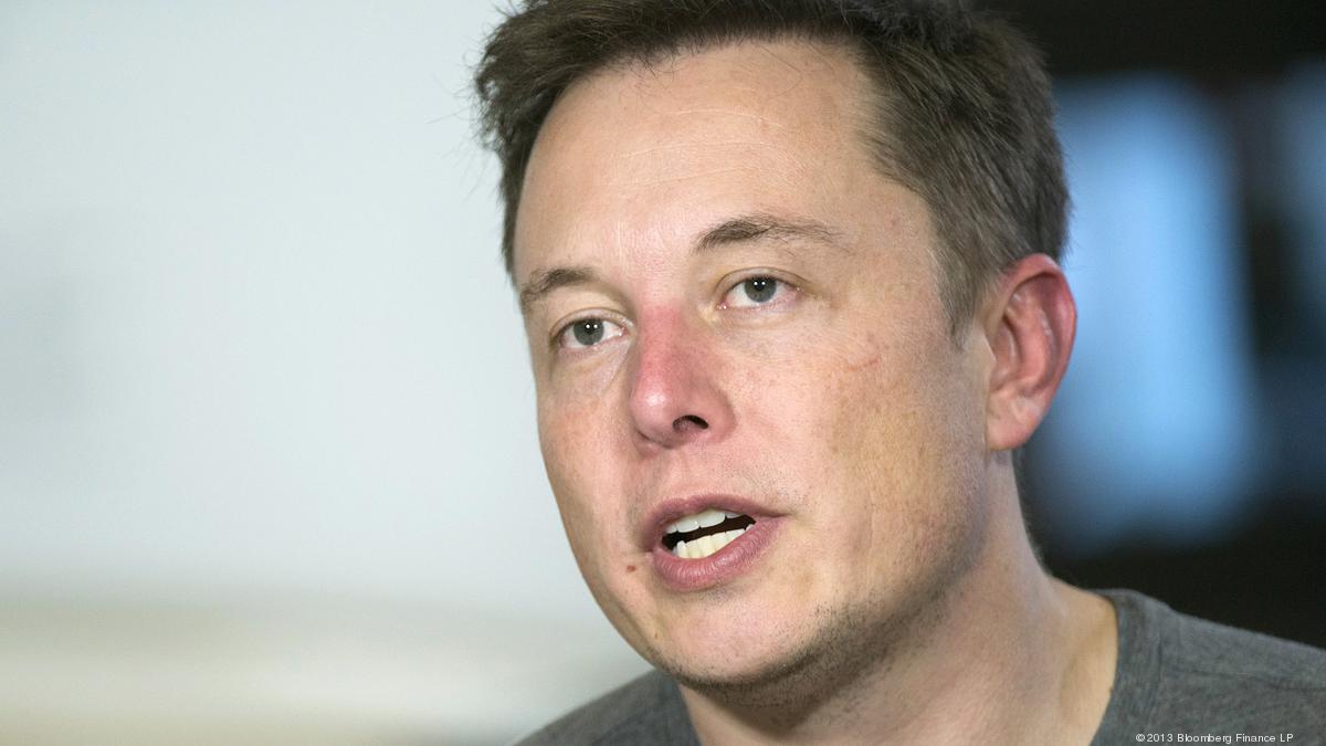 Elon Musk unveils space taxi to ferry astronauts - San Francisco ...