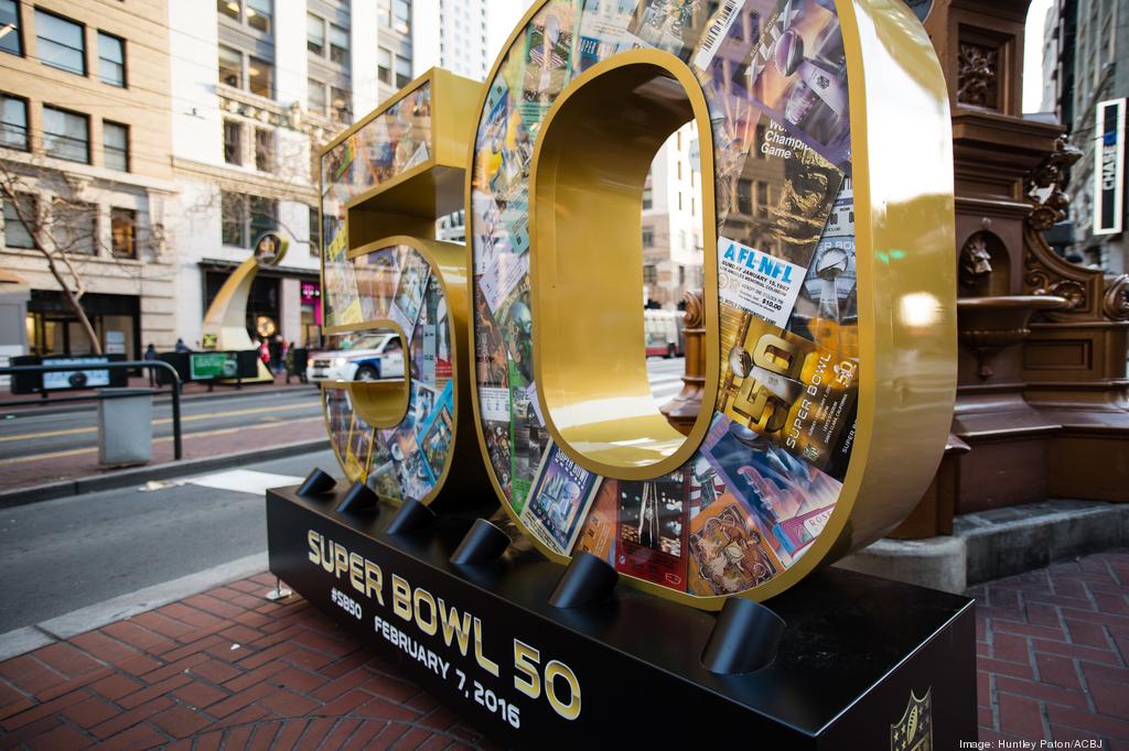 Fans flock to LA for Super Bowl Fan Experience 