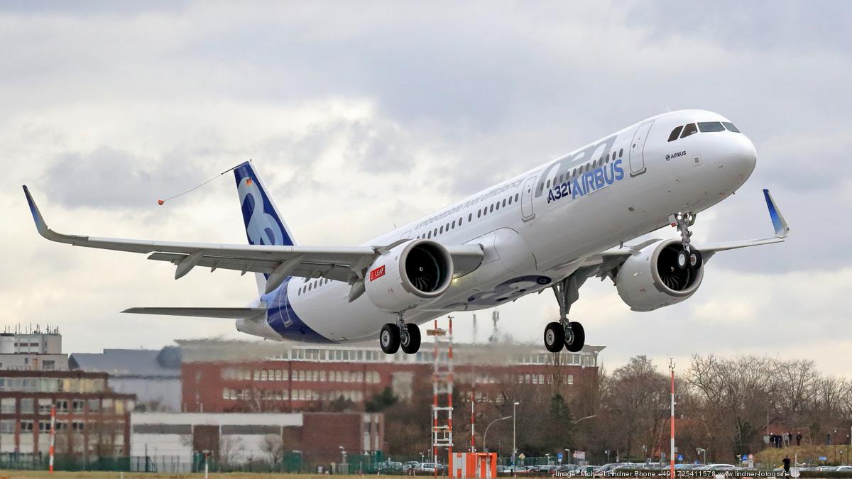 Airbus flies A321neo for first time, and it's not clear how Boeing will ...