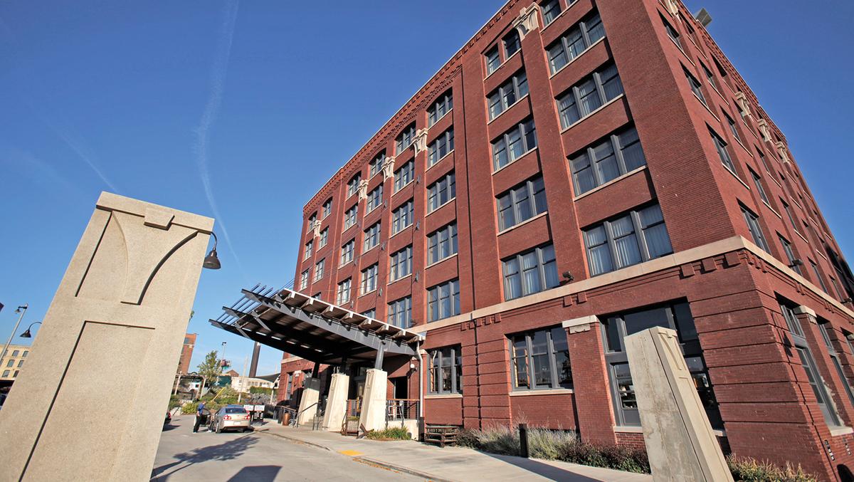 Iron Horse Hotel Business Running At Half Speed Will Reopen Ash For Weekend Indoor Dining Milwaukee Business Journal