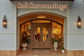 Soft Surroundings celebrates 50th store opening