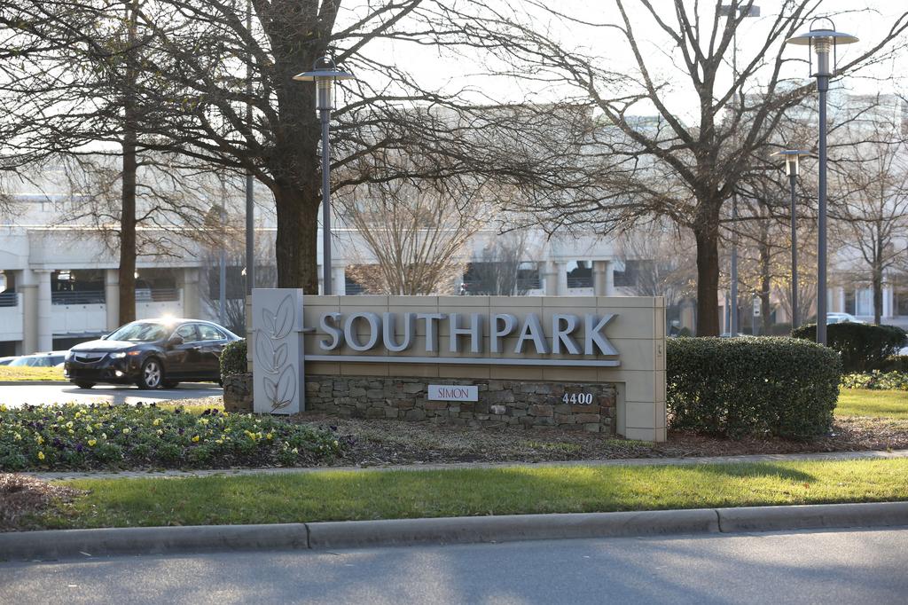 About SouthPark - A Shopping Center in Charlotte, NC - A Simon Property