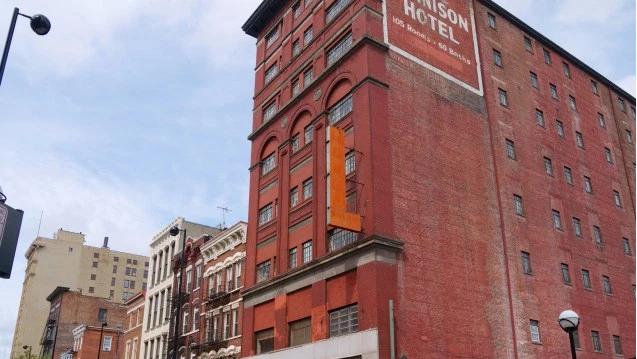 dennison-hotel*750xx637-359-0-0.jpg