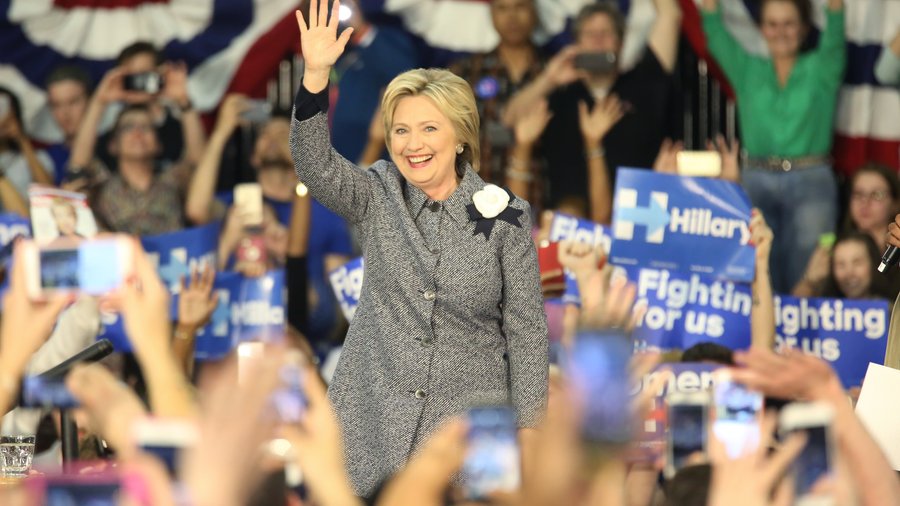 hillary rally mk034