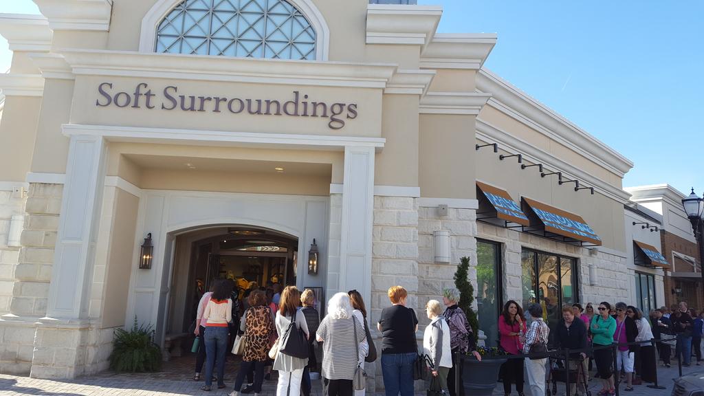 Shopping @soft Surroundings outlet