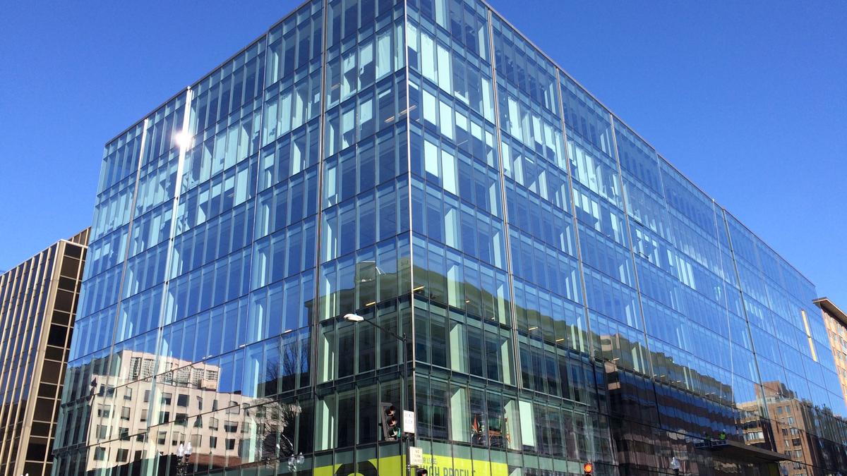 City National Bank Has Chosen Brookfield S 2001 M St Nw For Its