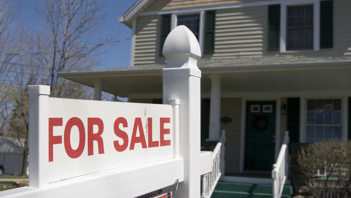 Median Mass. home sale price approaches 500K Boston Business Journal