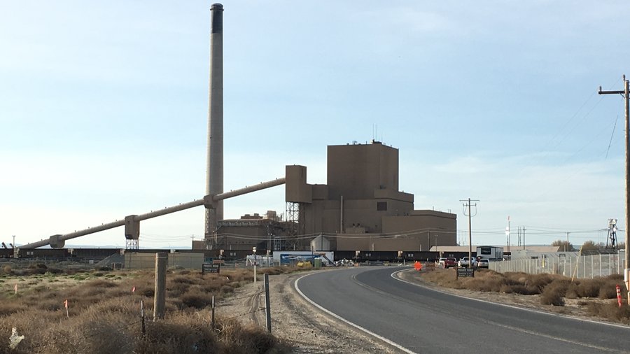 Portland General Electric demolishes Boardman coal plant stack, boiler