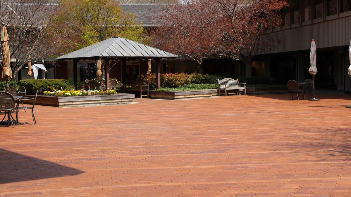 Ashkenazy S Village Of Cross Keys Retail Center Continues To
