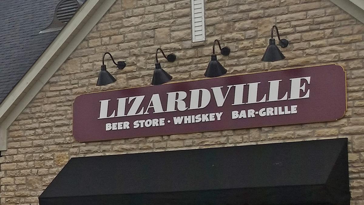 Winking Lizard closes its Lizardville space, remodeling - Columbus