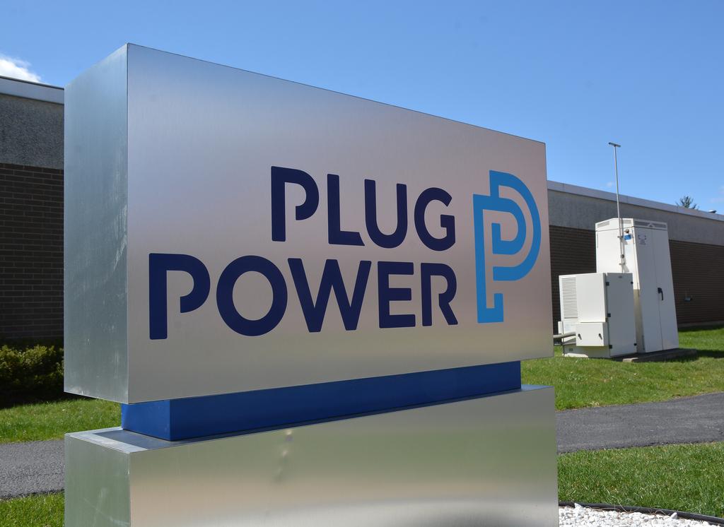 Stock deals plug power