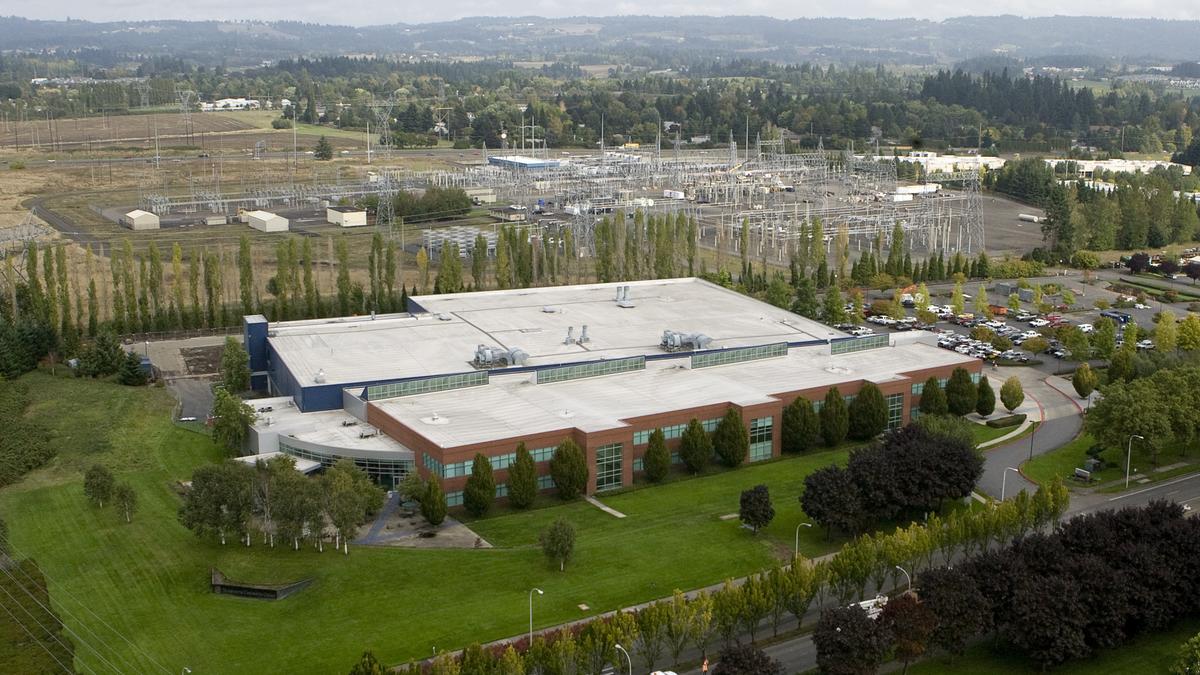 This Hillsboro data center now gets all its energy from BPA system ...