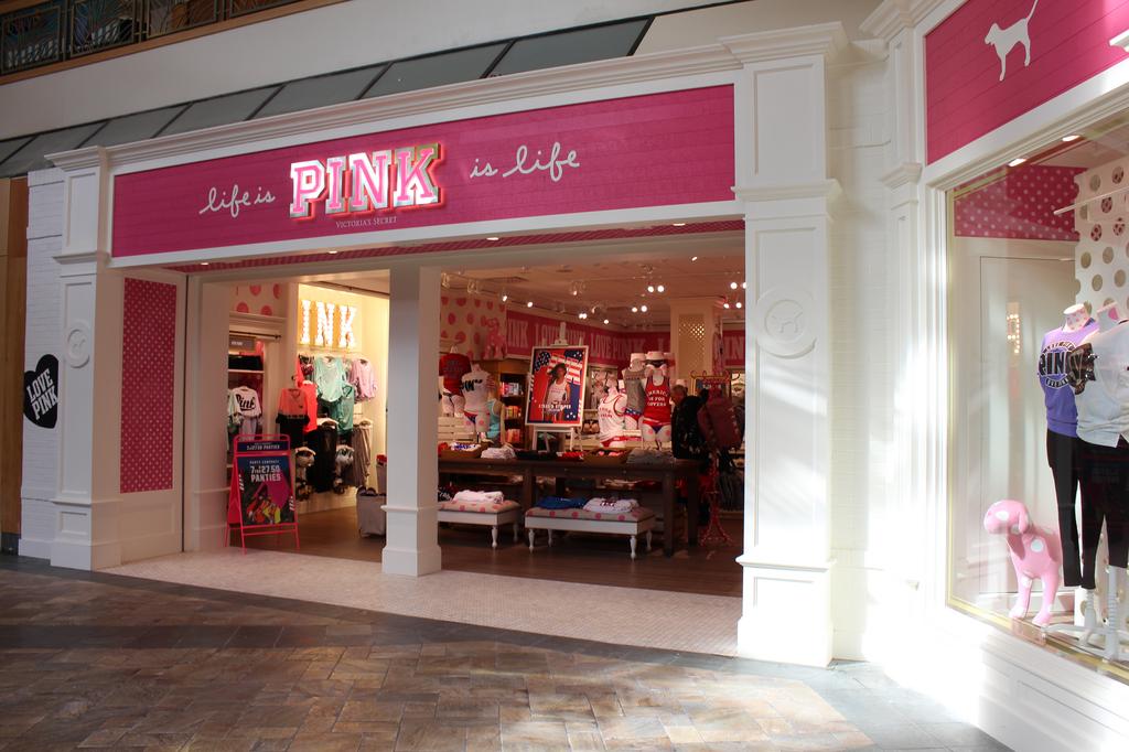 The Mall at Bay Plaza ::: Victoria's Secret & Pink