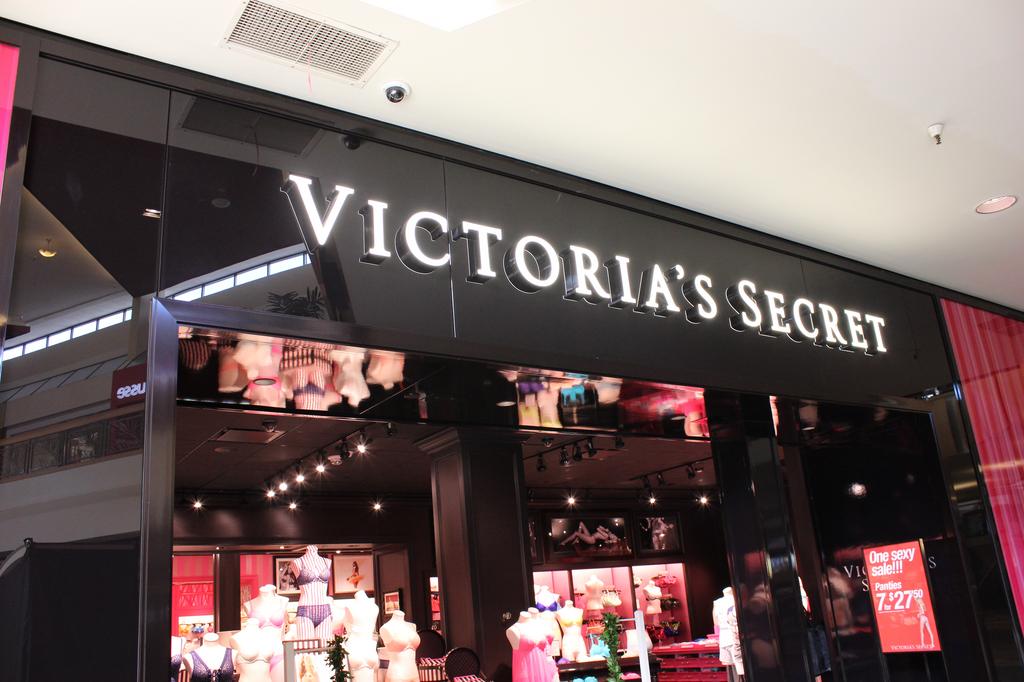A Newly Remodeled & Expanded Victoria's Secret is Now Open! - Holyoke Mall