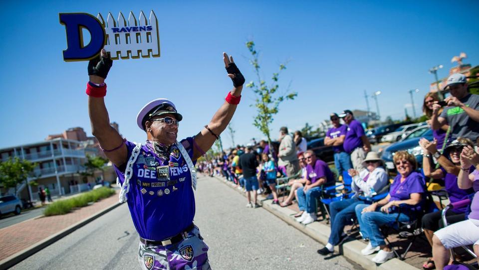 Ravens' annual beach bash key in connecting with fans Baltimore