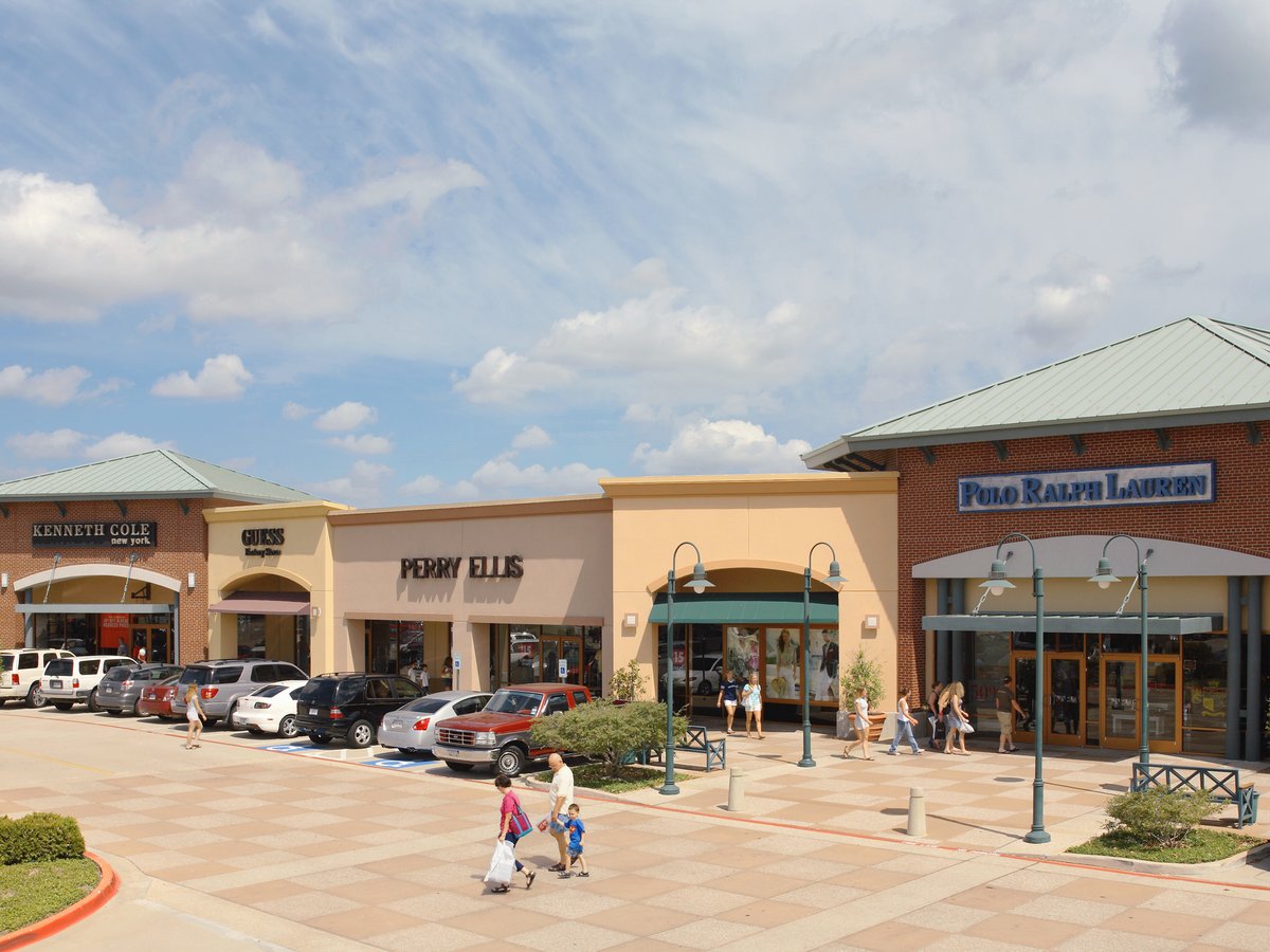 About The Shops At Clearfork - A Shopping Center in Fort Worth, TX - A  Simon Property