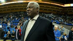 oscar-robertson*750xx299-168-1-0.jpg